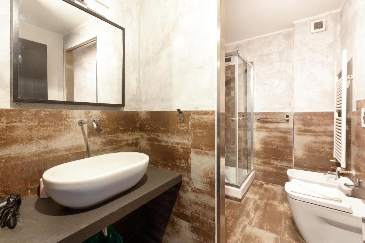 Guesthost - Milano Vigentino Loft With Terrace Milánó Kültér fotó