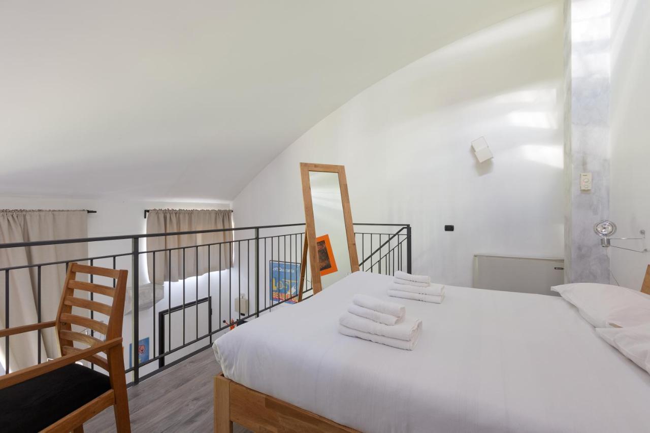 Guesthost - Milano Vigentino Loft With Terrace Milánó Kültér fotó