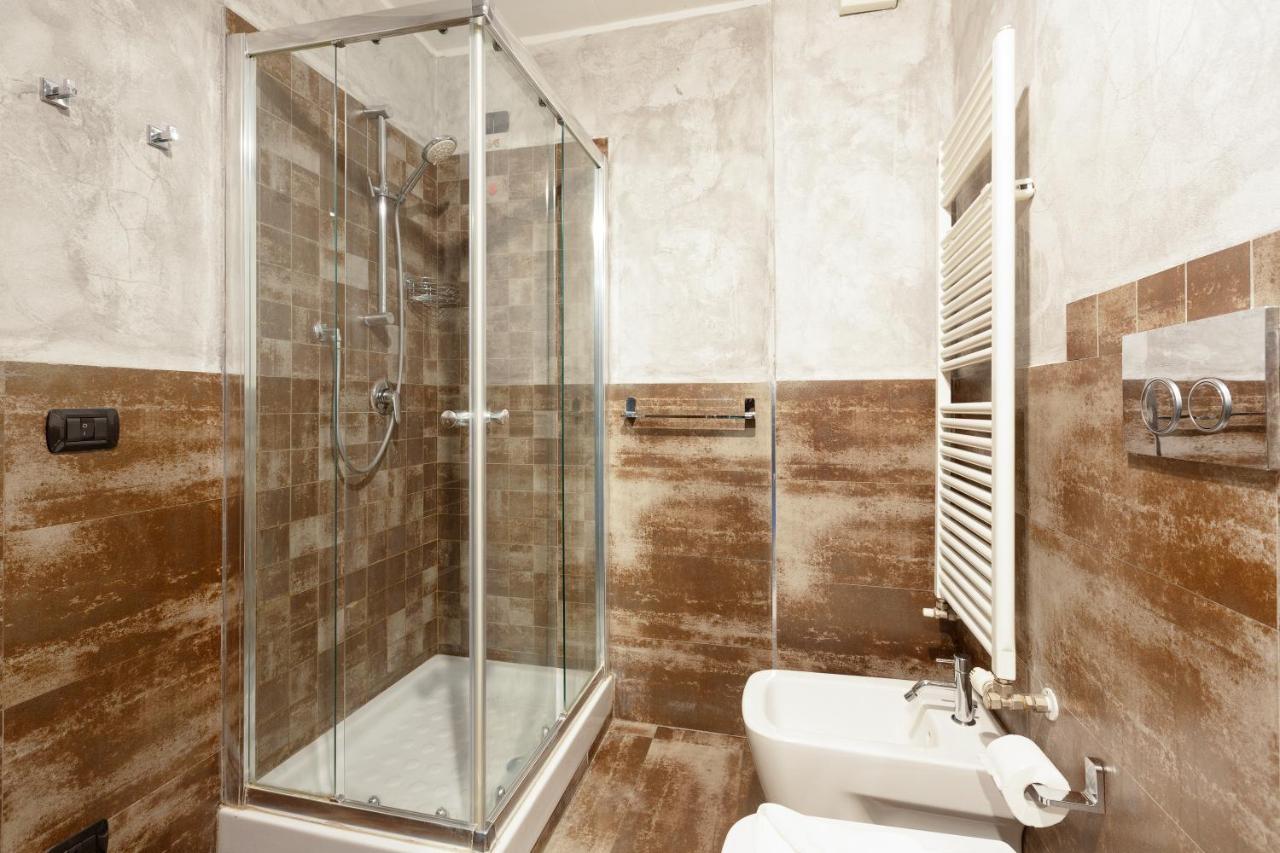 Guesthost - Milano Vigentino Loft With Terrace Milánó Kültér fotó